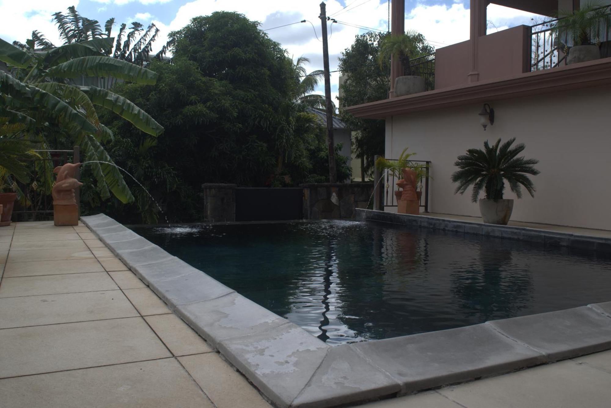 Blue Pearl Resort La Gaulette Bagian luar foto